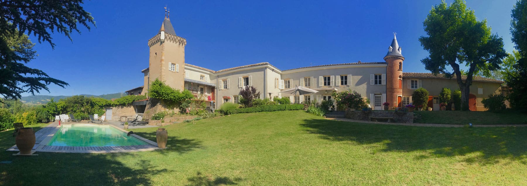 chateau-banner